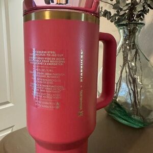 Stanley x Starbucks Winter Pink 40oz 2024 BNWT